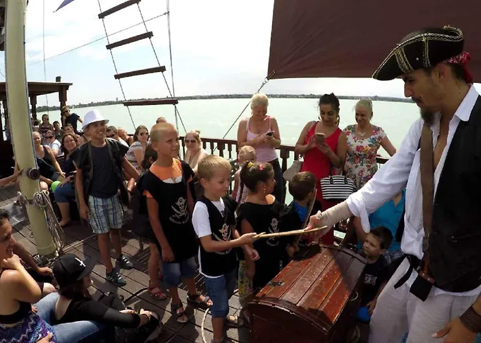 Siofok, Balaton 16 アパート